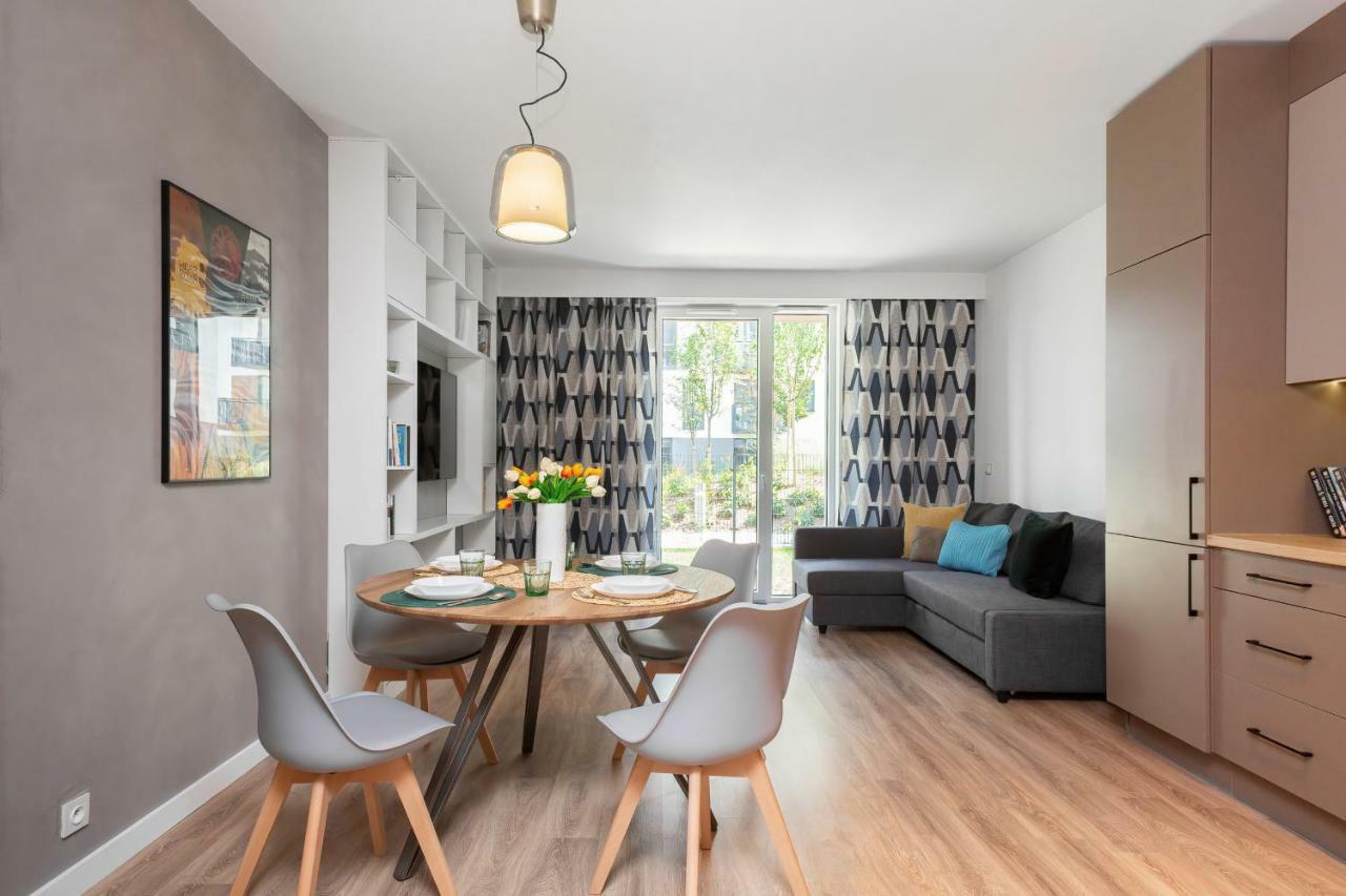 Fort Wola Apartments Warsaw By Noclegi Renters 外观 照片