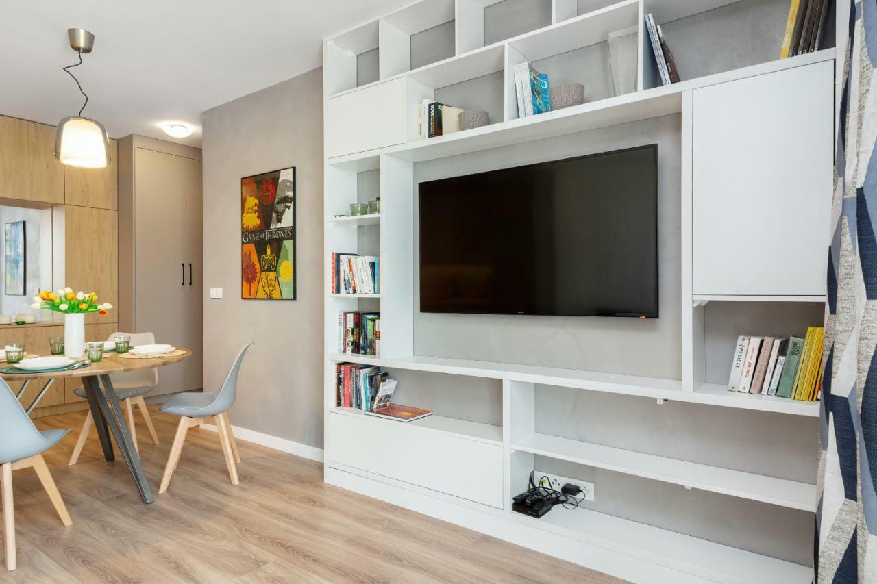 Fort Wola Apartments Warsaw By Noclegi Renters 外观 照片